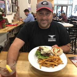 Love the burgers here
