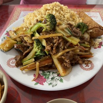 Eat First Chinese Restaurant - Broccoli Beef - Chinese Near Me - Albuquerque, New Mexico