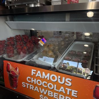 Ara's Shawarma - Vanowen - Mediterranean Near Me - North Hollywood, California