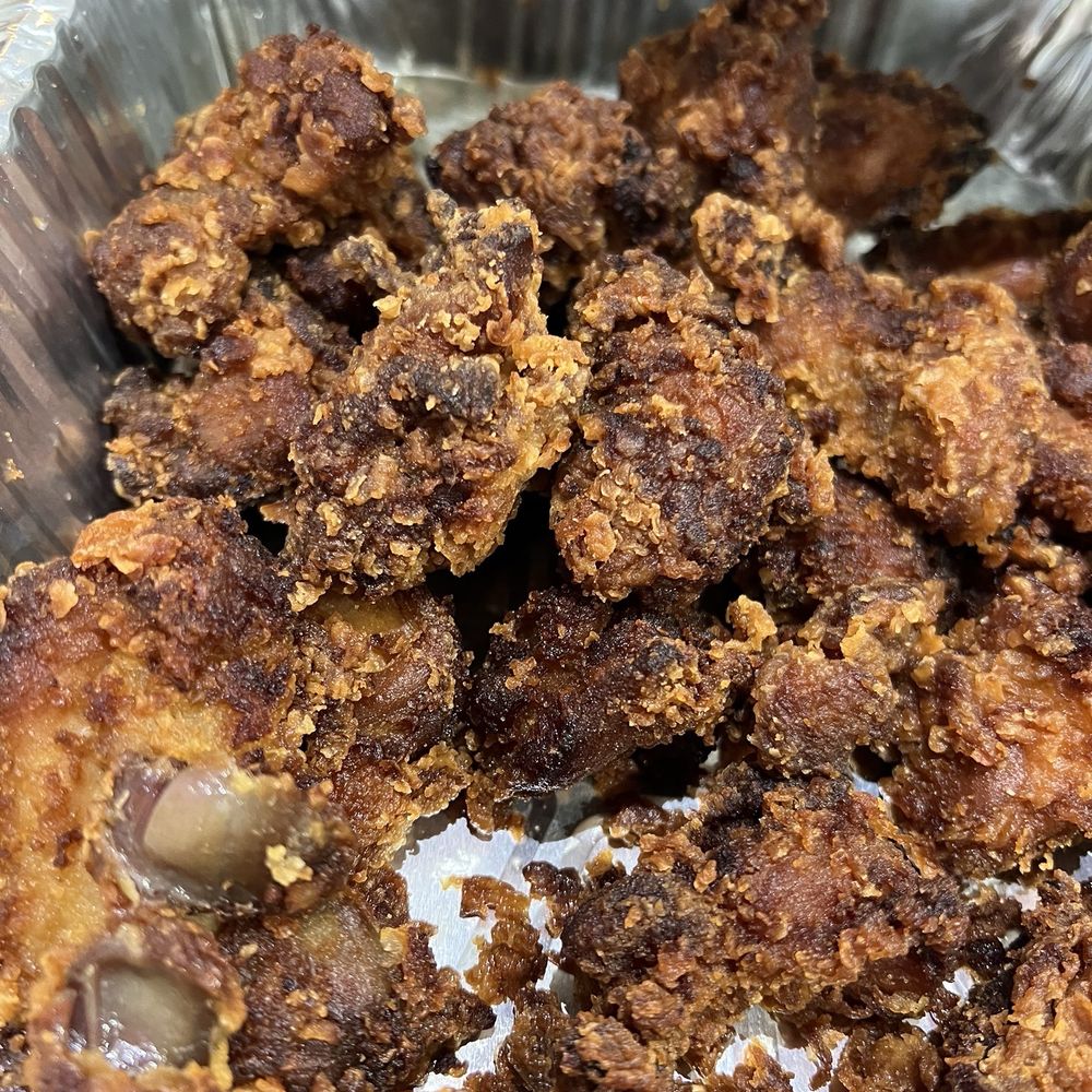 Loft Hawaiian Grill - Chicken carried way too much oil. Our guest left it on their plate. - Hawaiian Near Me - Cypress, California Loft Hawaiian Grill - Chicken carried way too much oil. Our guest left it on their plate. - Hawaiian Near Me - Cypress, California