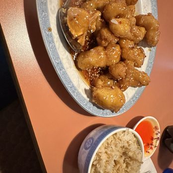 KP Asian Cafe - Sesame Chicken and fried rice - Chinese Near Me - Aurora, Colorado