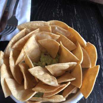 La Contenta Oeste - Chips and guac - Mexican Near Me - New York, New York