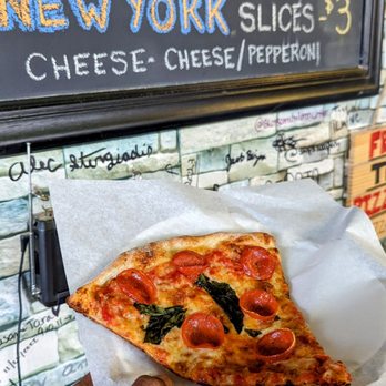 Fredi The PizzaMan - a slice of pizza - Italian Near Me - Melvindale, Michigan Fredi The PizzaMan - a slice of pizza - Italian Near Me - Melvindale, Michigan