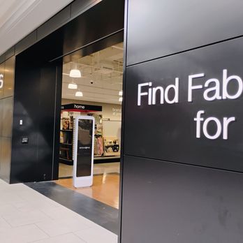 Winners - Entrance to the store from the mall - Men's Clothing Near Me - Ottawa, Ontario Winners - Entrance to the store from the mall - Men's Clothing Near Me - Ottawa, Ontario