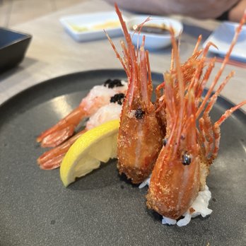 Hamachi Sushi Express - Omakase Sushi & Sashimi Special - Sushi Bars Near Me - La Habra, California