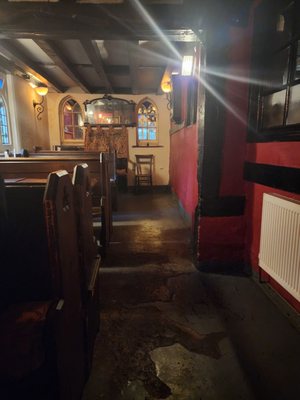 The Royal Standard of England by null