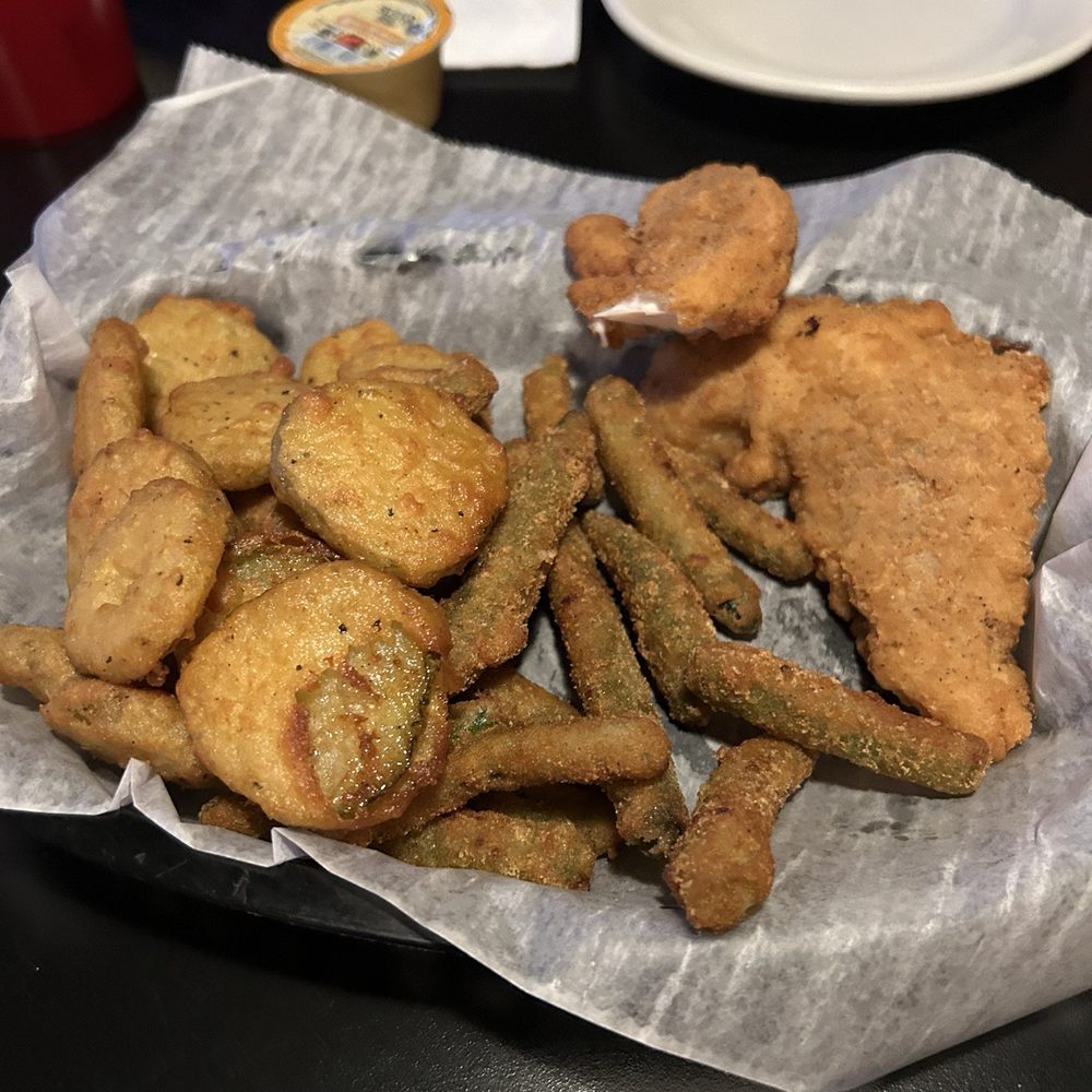 Marty's Bar - Appetizers - Bars Near Me - Mount Pleasant, Michigan