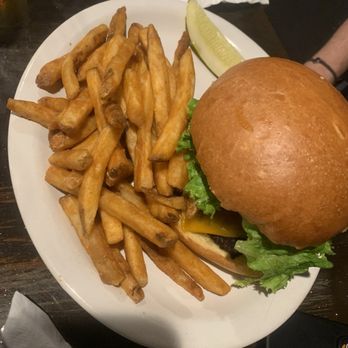 Dewey's Restaurant and Bar - Sandwiches Near Me - Moab, Utah