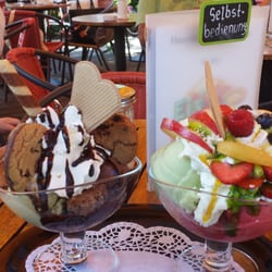 Eisinsel - Die Eismacher - Cookies- und Früchte-Becher