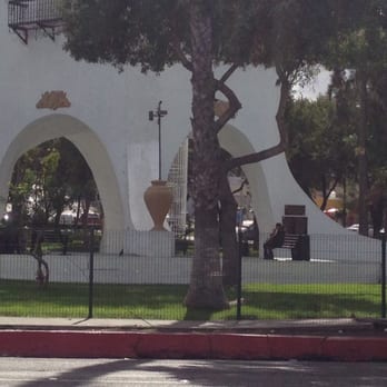Torre Agua Caliente - Landmarks & Historical Buildings Near Me - Tijuana, BCN