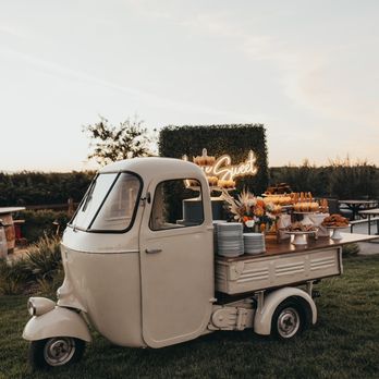 The Speakeasy Baking - Dessert display with our mini dessert truck - Bakeries Near Me The Speakeasy Baking - Dessert display with our mini dessert truck - Bakeries Near Me