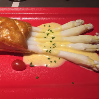 Restaurant La Gentilhommière - Feuilleté d'asperges - Restaurants Near Me - Nancy, 54