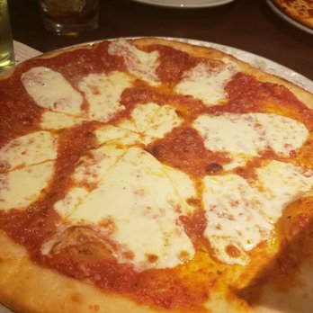 Yard House - Cheese pizza - Bars Near Me - Moorestown, New Jersey Yard House - Cheese pizza - Bars Near Me - Moorestown, New Jersey