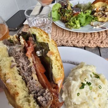 Landmark Oyster House - Whiskey burger - Seafood Near Me - Victoria, Prince Edward Island Landmark Oyster House - Whiskey burger - Seafood Near Me - Victoria, Prince Edward Island