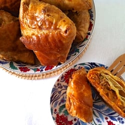 Stadsbakker Jongejans - The great Surinam chicken pie of Stadsbakker Jongejans.
