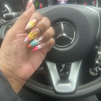 M & B Nail Studio - Nail Salons Near Me - Hampton, Georgia