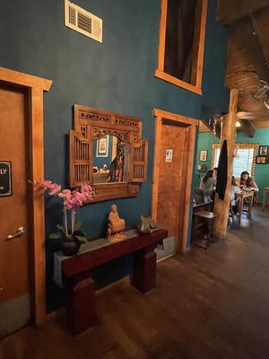 Dos Alas CubaRican Café & Lounge by null