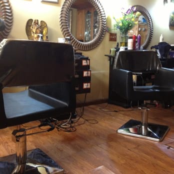 Maya's Beauty Salon - Salon area. - Hair Salons Near Me - Los Angeles, California Maya's Beauty Salon - Salon area. - Hair Salons Near Me - Los Angeles, California