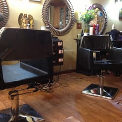 Maya's Beauty Salon - Salon area.