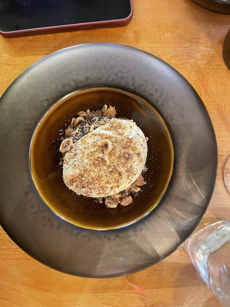 HUGO & CO Updated August 2024 67 Photos & 15 Reviews 48 rue Monge, Paris, France French