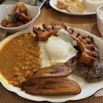 El Peñol 3 - Colombian Near Me - Brookline, Massachusetts