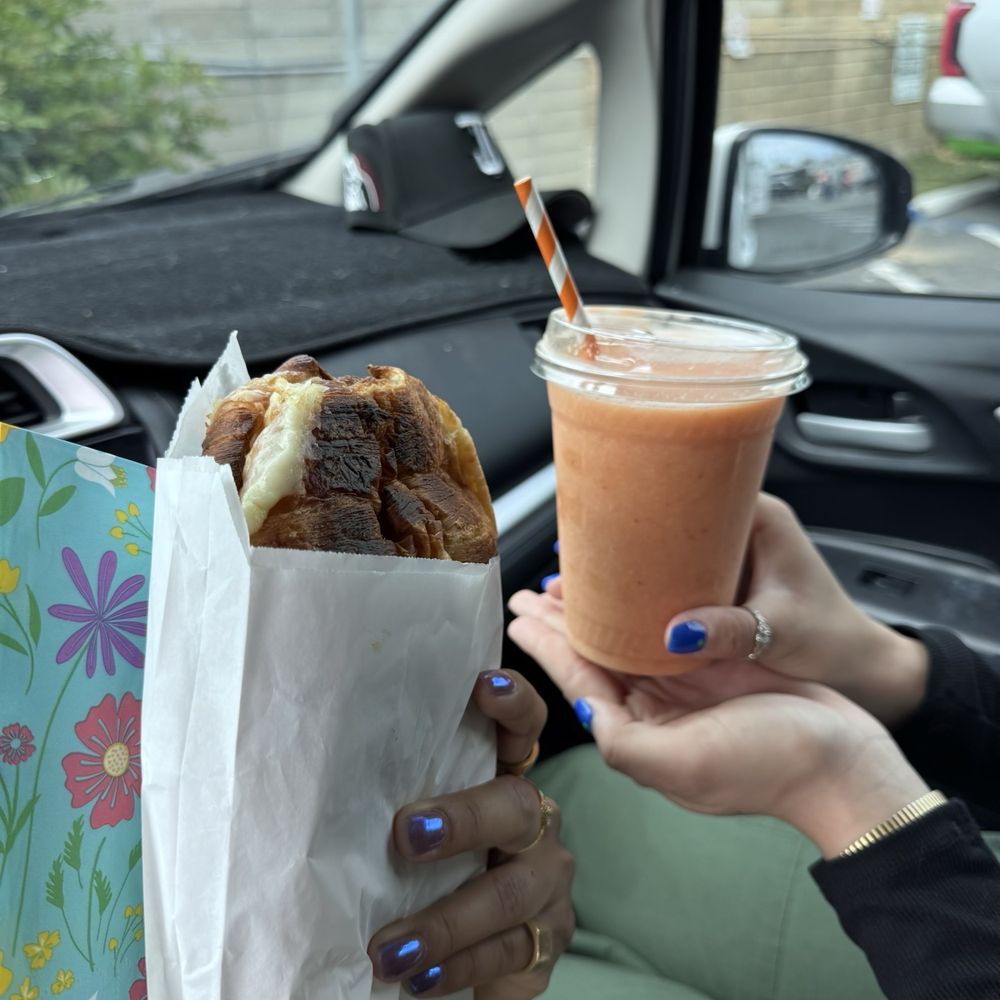 Café Matinal - Croissant sandwich & ManGlow - Coffee & Tea Near Me - San Diego, California Café Matinal - Croissant sandwich & ManGlow - Coffee & Tea Near Me - San Diego, California
