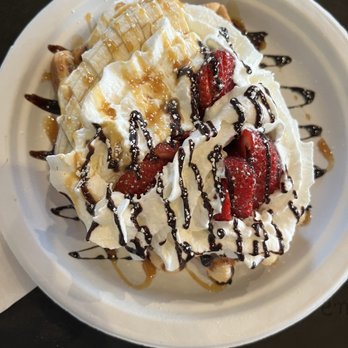 Caffe Bene - Fort Lee - Strawberyyana Waffle - Cafes Near Me - Fort Lee, New Jersey Caffe Bene - Fort Lee - Strawberyyana Waffle - Cafes Near Me - Fort Lee, New Jersey