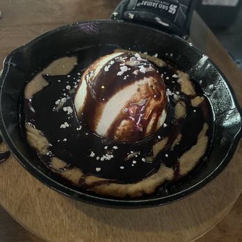 The Screaming Yak - Skillet cookie - American Near Me - Spokane, Washington The Screaming Yak - Skillet cookie - American Near Me - Spokane, Washington