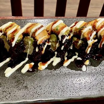 Kizuna Sushi Bistro - Black Monster Signature Roll - Sushi Bars Near Me - Glen Ellyn, Illinois