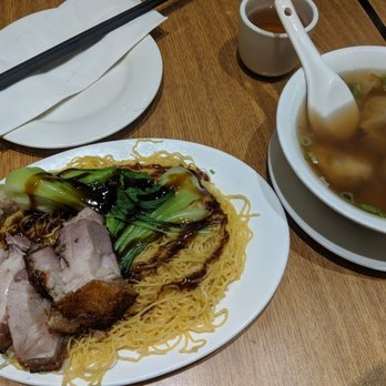 Hong Kong Eatery - Egg noodles with roast pork and wonton soup - Seafood Near Me - Boston, Massachusetts