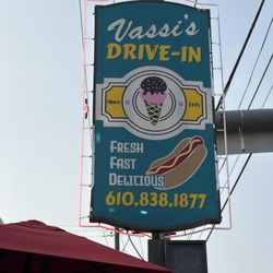Vassi's Drive In