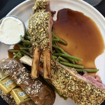 The White Inn - Cuz & i each had lamb chops-she chose stuffed baked; i chose baked. Tender & crispy green beans - Hotels Near Me - Fredonia, New York