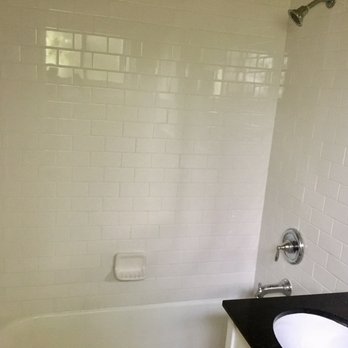 BR Janitorial Services - I love this white bathtub. BR Janitorial made it perfect for the next persons bath soak. - Home Cleaning Near Me
