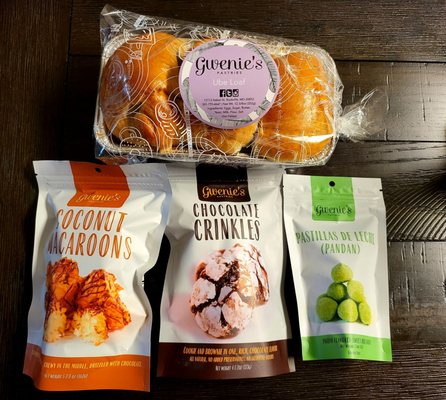 Gwenie's Pastries by null
