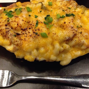 Old Skool Cafe - Yummy overflowing Mac N Cheese. - Soul Food Near Me - San Francisco, California Old Skool Cafe - Yummy overflowing Mac N Cheese. - Soul Food Near Me - San Francisco, California