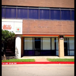 See! There is no sign there. They got it down quickly, efficiently and with no problems.