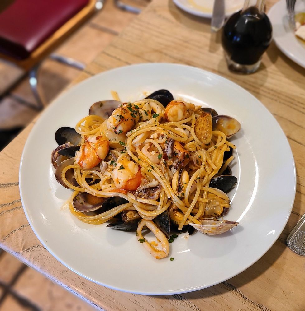 CAFE ANGELINO 350 Photos & 379 Reviews 8735 W 3rd St, Los Angeles