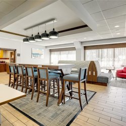 Hampton Inn Beaufort - Breakfast Area