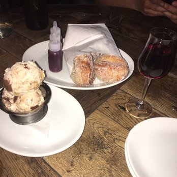 Siena Tavern - Bomboloni (these were Everything)!!! Oatmeal cookie with rumchatta gelato and port wine - Italian Near Me - Chicago, Illinois Siena Tavern - Bomboloni (these were Everything)!!! Oatmeal cookie with rumchatta gelato and port wine - Italian Near Me - Chicago, Illinois