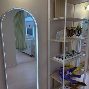 Hamu Studio - Accessories / props - Photo Booth Rentals Near Me - San Francisco, California
