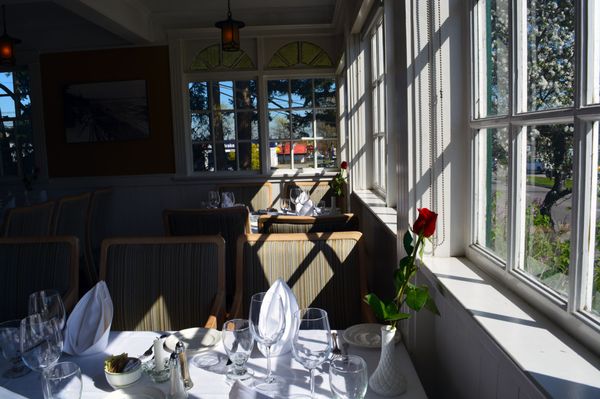 Old Surrey Restaurant by null