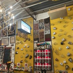 Woof Bar - Inside decor