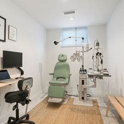 Wanderlust Eyecare - Sit back and relax. Our eye exams are pretty great. :)