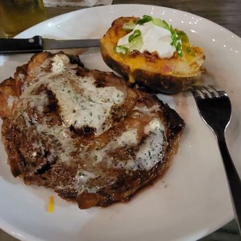 FM Kitchen & Bar - Thursday steak special - Bars Near Me - Houston, Texas FM Kitchen & Bar - Thursday steak special - Bars Near Me - Houston, Texas