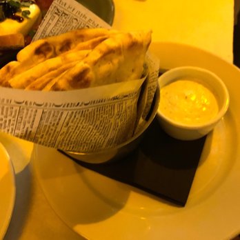Osteria Nando - Warm pita bread - Italian Near Me - New York, New York Osteria Nando - Warm pita bread - Italian Near Me - New York, New York