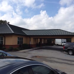 Horizons Medical Care & Aesthetics - Front drive-up.