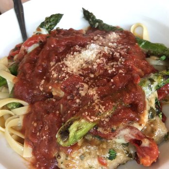 Vidalia Restaurant - Veal with asparagus over linguini and plump tomato sauce- excellent - Italian Near Me - Lawrence Township, New Jersey