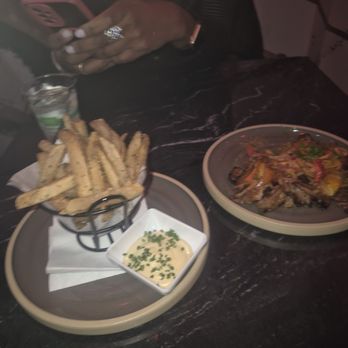 The Vault Restaurant & Lounge - Truffell fries - Bars Near Me - Newark, New Jersey