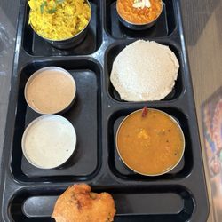 Manam Vegetarian Indian Cuisine  - Tiffin combo with upma (also comes with small plain dosa)