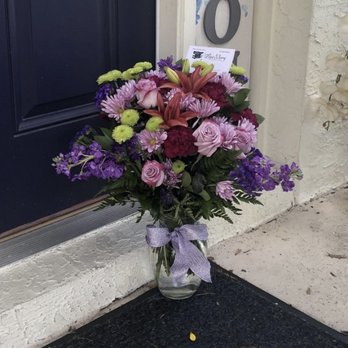 Love Story Florist - Large Florist Pick Bouquet - Florists Near Me - Riverview, Florida Love Story Florist - Large Florist Pick Bouquet - Florists Near Me - Riverview, Florida